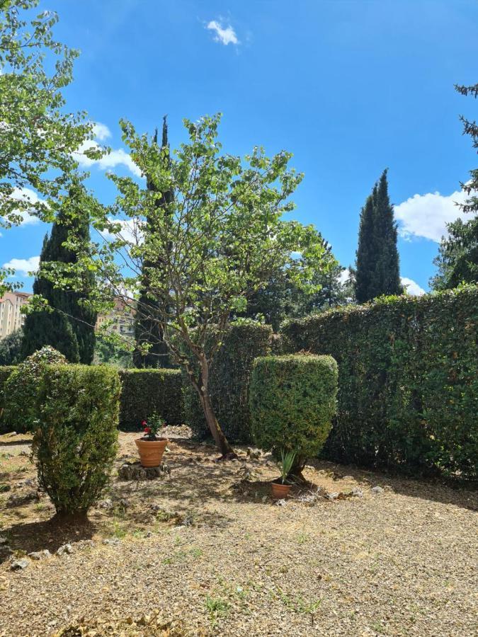 Villa Zara Siena Bagian luar foto